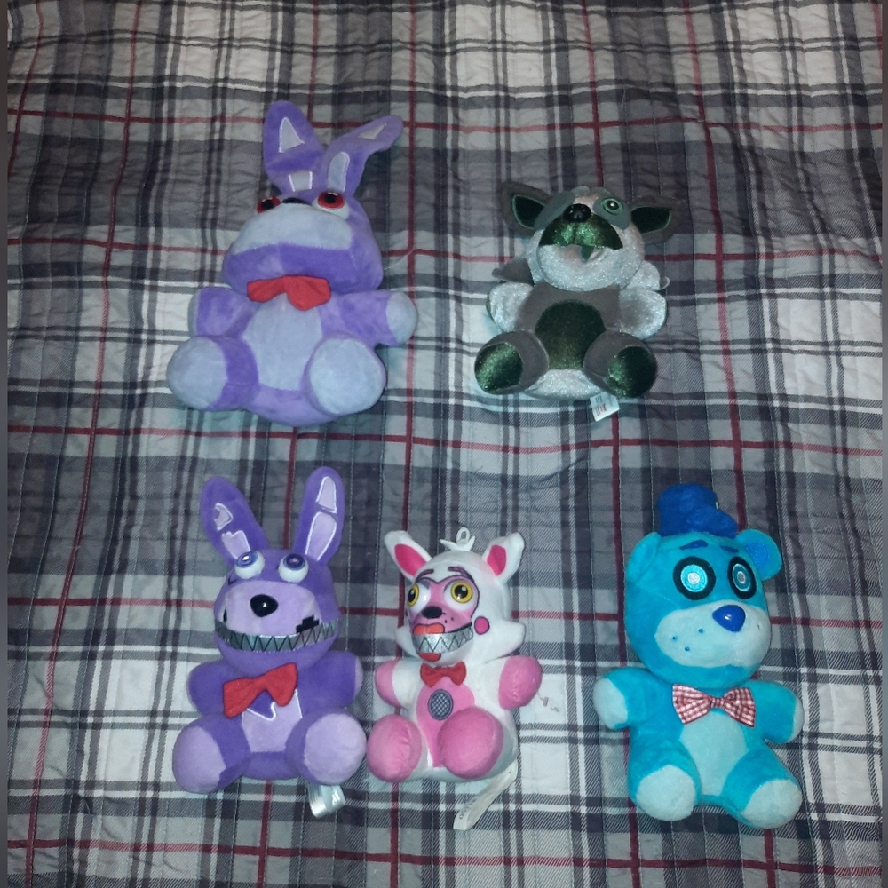 FNAF charachter lot of plush